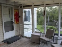 Oconto River Retreat 芒廷酒店