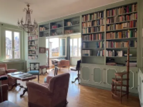 Degli Oddi penthouse in the center in 1600 building a few steps from the cathedral