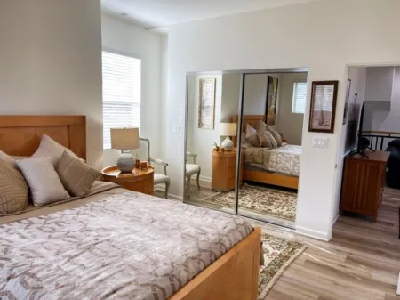 The Mayor's House, 5 bedrooms, Modern Luxury Cabin