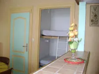 Studio apartment very well located in LA BOURBOULE Hôtels à proximité de : La roche des Fées