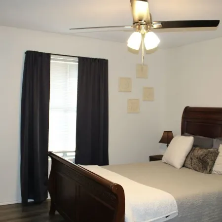 The Lone Star Haüs: 2 BR House in Schertz, TX