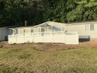 Lake Cottage Hotels in Grattan Township