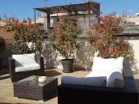 "Old Center" Charming House with Terraces and Garage Các khách sạn ở Arles