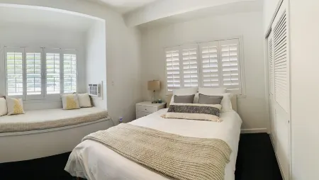 North Shore Beach House with Ocean View