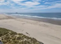Bella Vita: 2 Bed 2 Bath: Beach: Fireplace: Pet-Friendly - Beach