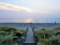 Beachfront Condo with Spectacular View