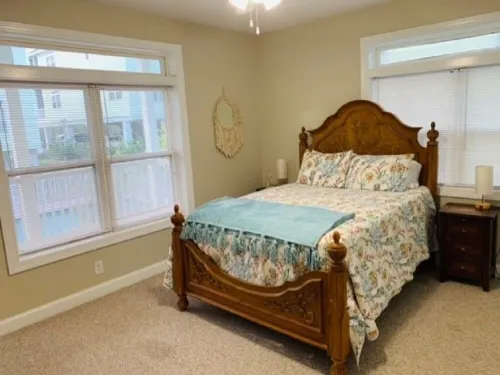 3/3 Condo across from the River! Close to beaches!