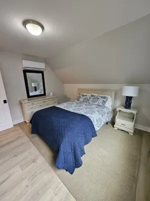 Charming 1-Bedroom Carriage House Near Marietta Square