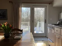 Cozy, private cottage for two