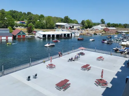 Discover lake life living at its finest in our 2 bedroom  on Lake Winnipesaukee!