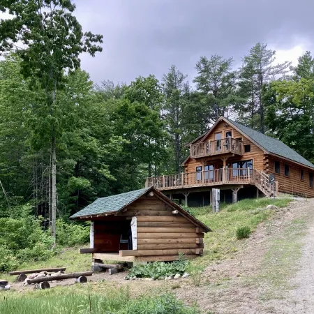 Hillside ADK Log Cabin with beautiful Schroon Lake views - 5 minutes to village!