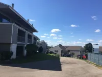 Lovely one-bedroom condo by lake Ray Hubbard