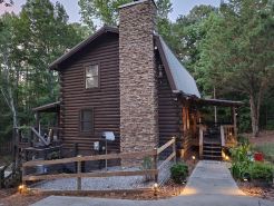 Travelers Rest Cabin