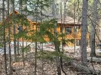 New Log Mountain Home 2023. Hotels in Jay
