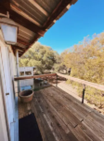 Secluded Getaway, 2Br, Near Fossil Rim, 1000 Acres, Hiking, Farm Animals