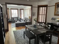 Stylish, Inviting 2-BR near Logan Square and Wrigley Field