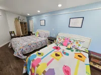 Birdhouse Paradise Hotels in Daviess County