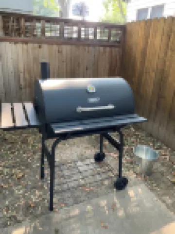 Experience Caldwell Charm/Visit the Wineries at this Historic 4 bdrm House+ WiFi