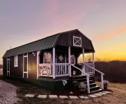 LAKE CUMBERLAND Get-a-Way! Charming House. BOAT RAMP NEARBY - Wifi - RV Hookups
