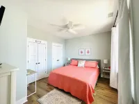 Brand New Beach House with huge private pool! 2-minute walk to the Beach ⭐️⭐️⭐️⭐️⭐️