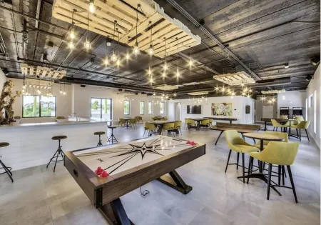 Escape to Paradise !!! Отели рядом с достопримечательностью «Парк Лоудермилк»