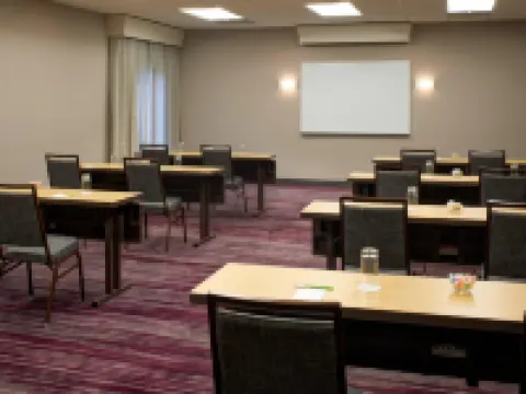 Courtyard des Moines West/Clive Hotels in Clive