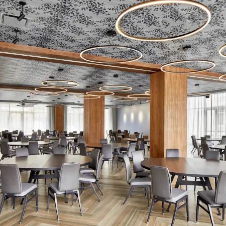 AC Hotel Greenville Отели рядом с достопримечательностью «Театр Warehouse»
