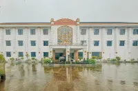 Urbanview Hotel D Calton Sukabumi Hotel dekat BUKIT PINUS CIMANGGU