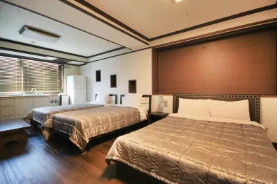 Mokpo Family Tourist Hotel Hotels near Jeep