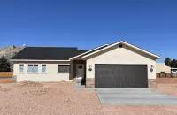 Serene Sanctuary - close to Lake Powell!