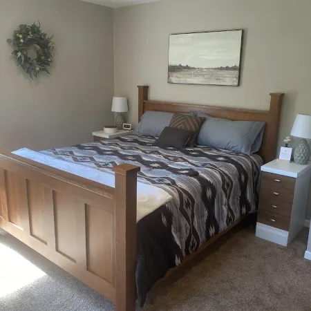 Cheerful 1 Bedroom House in the Middle of Town