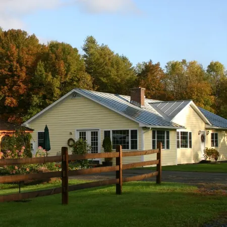 Falcon House: VT Modern Chalet w/Sauna on 25 Acres - Hike - Bike to Village