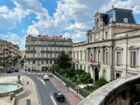 Stylish, modern apartment in the historic city centre of Montpellier.