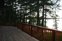 Beautiful Birchwood Lake Cabin; Awesome Fishing & Sunsets, plus game room!