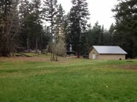 5 Bedroom House Sleeps 20 - Year round access!!