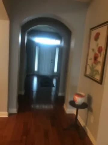 Cozy Eagle Creek retreat