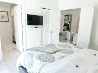 POSHPADZ-Sandpiper Villa Walk to Jupiter Beach-Bella Vista