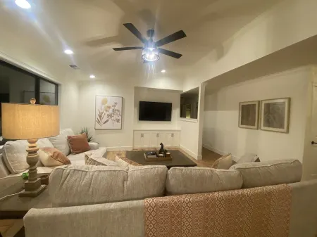 Casa Vereda Отели рядом с достопримечательностью «McConnell Arboretum & Botanical Gardens»