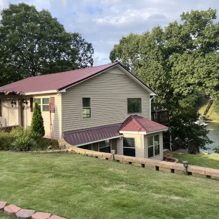 Discover Your Convenient Paradise: Minutes from I-65, Cullman, and Boat Launch