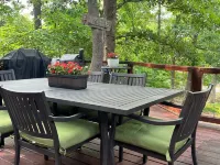 POPULAR Cozy Lake Texoma Cabin with Hot Tub - 1/2 Mile to Lake, Pet Friendly
