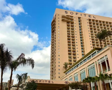 Sofitel Cairo Downtown Nile Hoteles en El Cairo