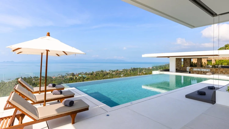 รูปภาพของFinest Blue View Luxe