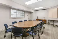 Sonesta ES Suites Dulles Airport - 3-Star