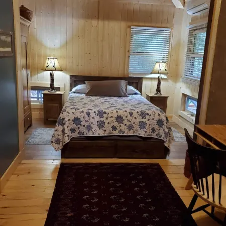 Spacious Rush Lake Home -Spacious, 2 Docks/1 Lift