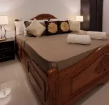 Apricot Inn