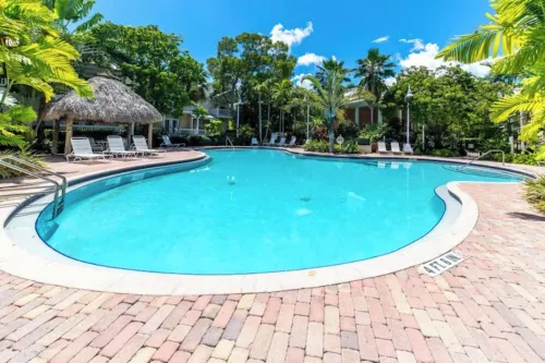 3-bedroom townhome in Key West with fitness room, WiFi