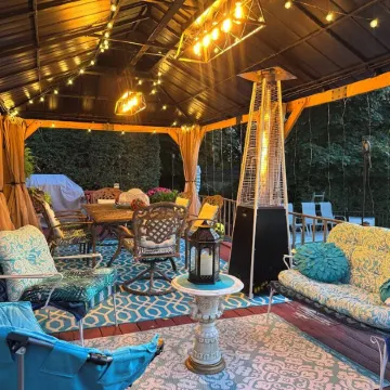 Large Relaxing Family Retreat In The Hudson Valley with Theatre and Gazebo