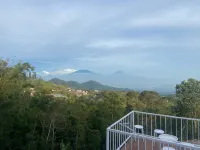 Cepogo Cabin Mangli Cabin Keluarga & Syariah Hotels in Temanggung