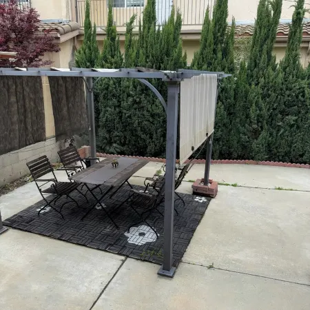 Stylish 2BR Home in LA close to, Universal Studios, Dodgers; AND Private Parking