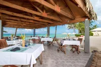 Moana Sands Beachfront Villas